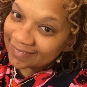 Meet your Posher, Kimberly