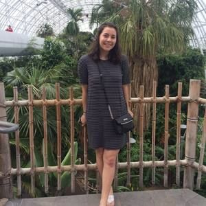 Meet your Posher, Thalia