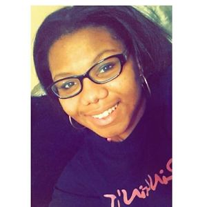 Meet your Posher, Makayla