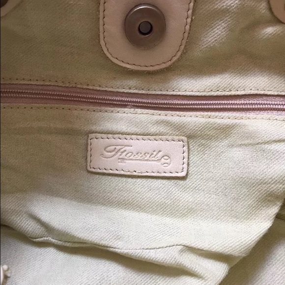 Fossil Purse - Picture 3 of 3