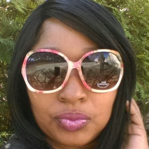 Meet your Posher, Shaynee