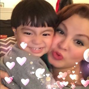 Meet your Posher, Amarilis