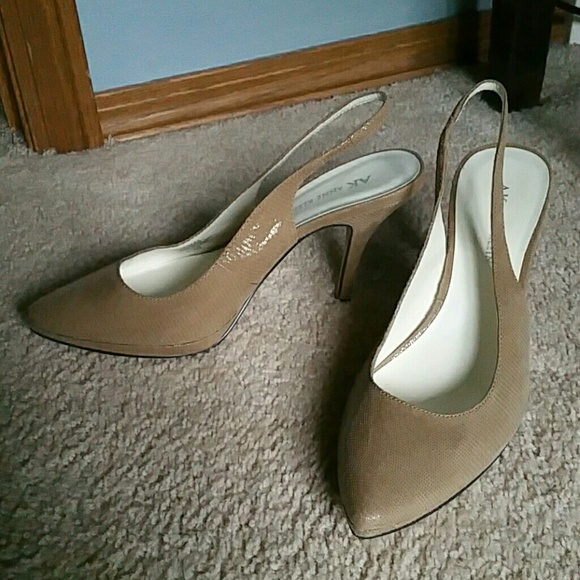 Anne Klein high heel sling backs - like new - sz 7