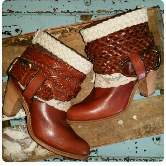*SOLDVintage Reworked leather Caprizo Cowboy boots