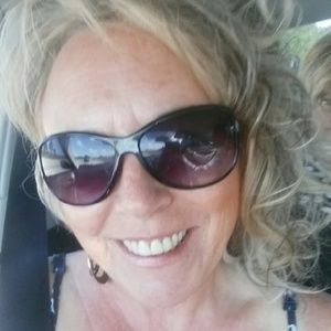 Meet your Posher, Jane