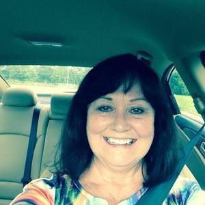 Meet your Posher, Linda