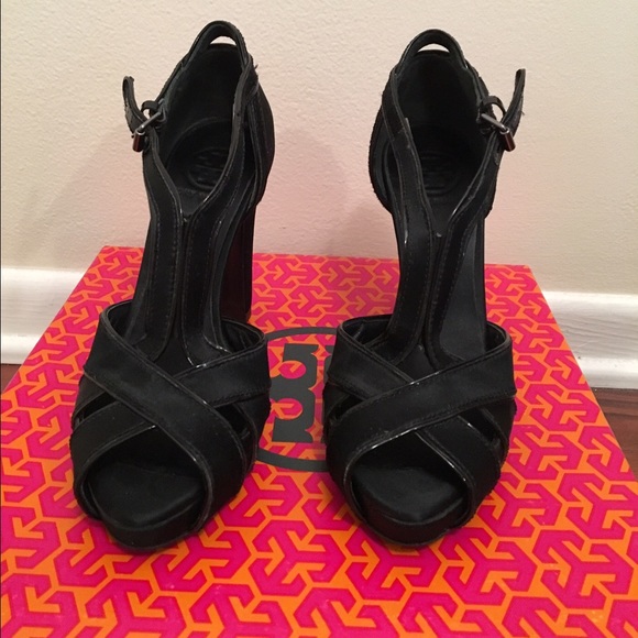 Tory Burch Black Satin & Patent Leather Heel