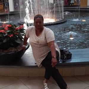 Meet your Posher, Brenda