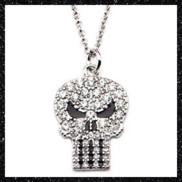 ๐ CZ Skull Necklace & Earrings - Picture 2 of 3