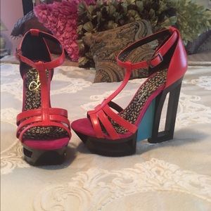 Super cute shoes...!!!