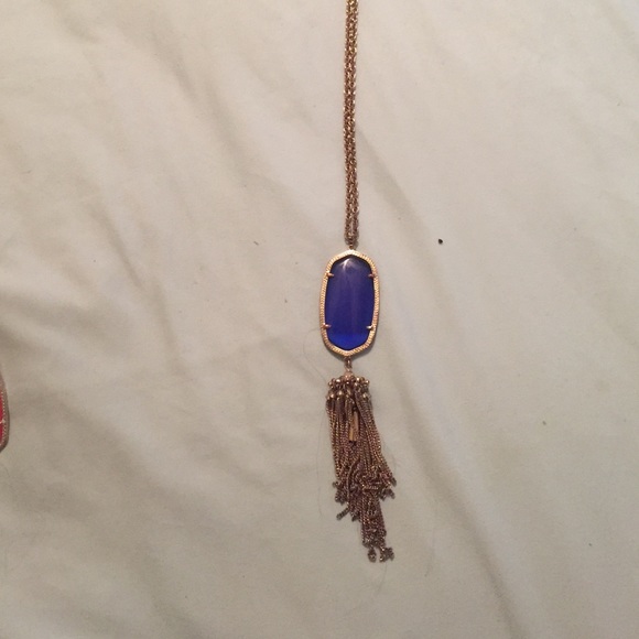 Rayne necklace in cobalt