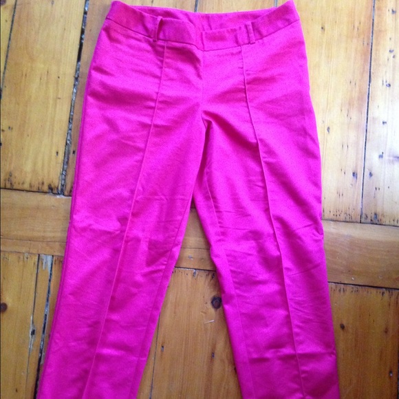 Worthington Dress pants. Modern fit. Side zipper.