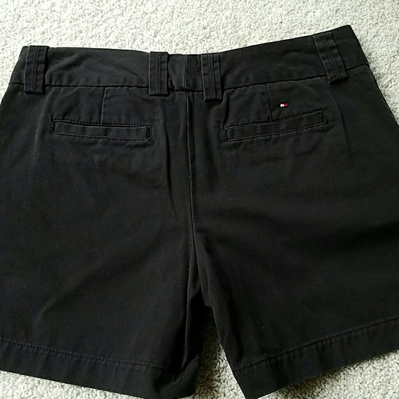 SHORTS - Picture 2 of 3
