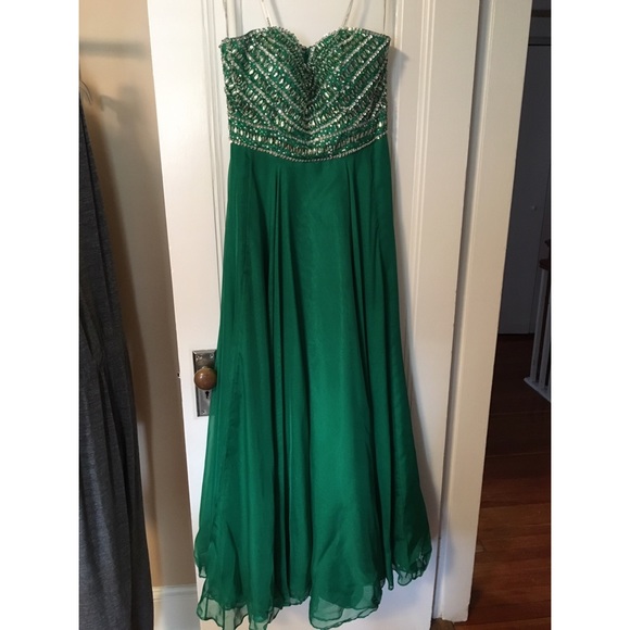 SHERRI HILL PROM DRESS ✨