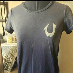 True Religion. Faded Blue T-shirt. Size S.