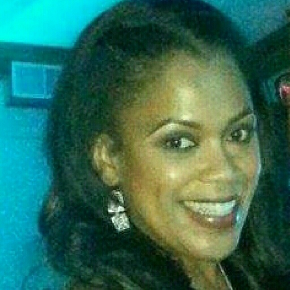 Meet your Posher, Keisha