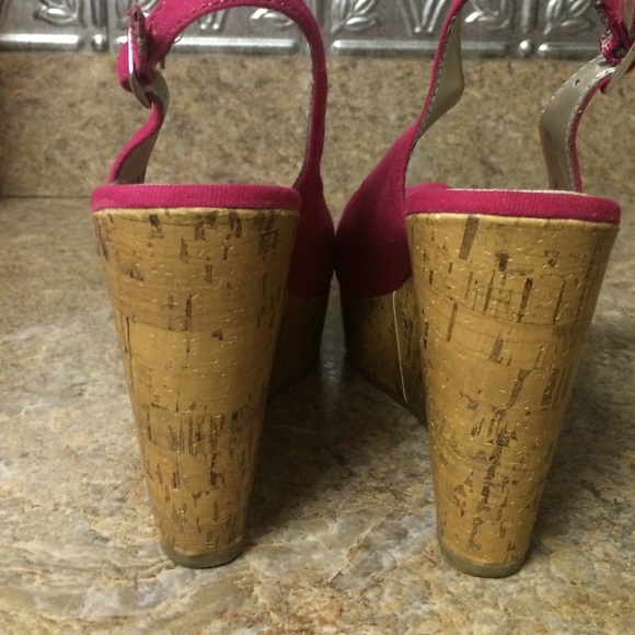Pink wedges - Picture 3 of 4