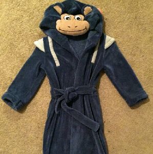 Boys Petit Lem Robe. Size 5/6 Never Worn