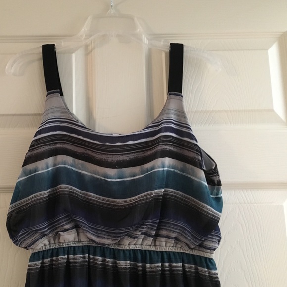 Cute summer dress - Picture 2 of 2