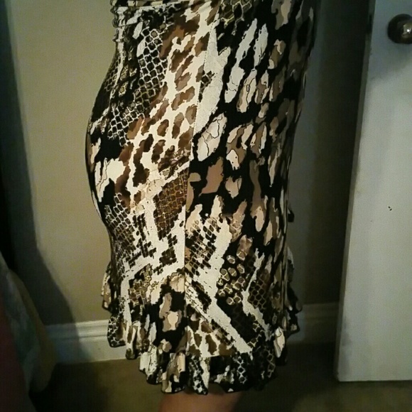 Dress - Picture 4 of 4