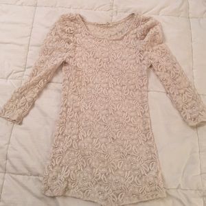 Audrey 3+1 Lace Floral Stretchy Shirt, Cream Color