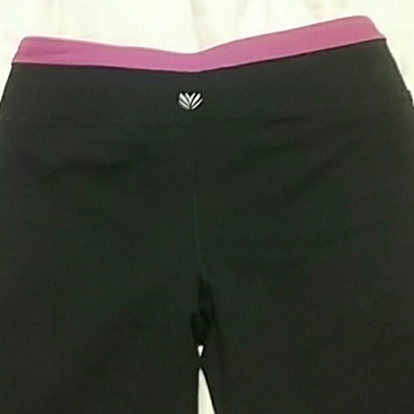 Yoga pants - Picture 2 of 2