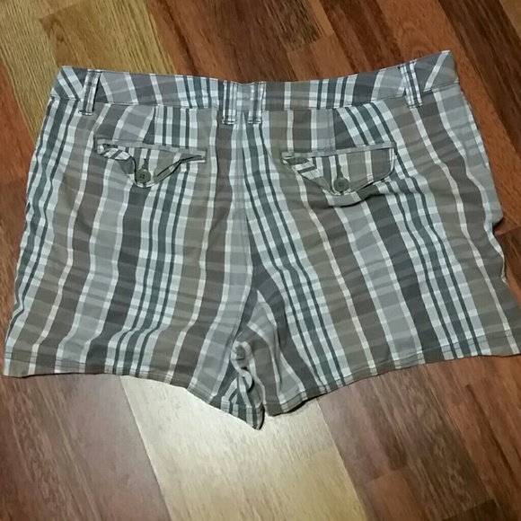Shorts - Picture 2 of 2