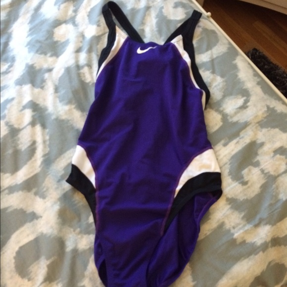 Bathing suit