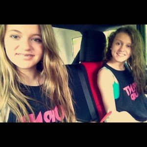 Meet your Posher, Jade