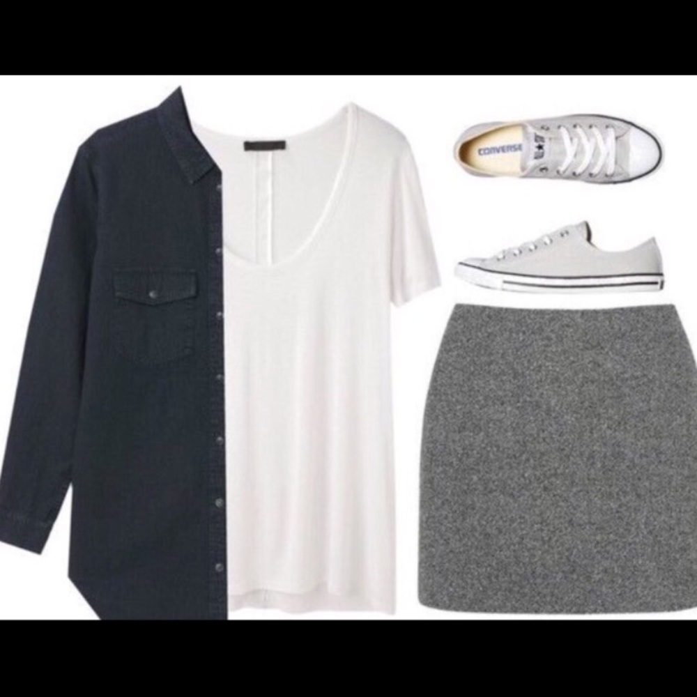 Express gray knit mini skirt