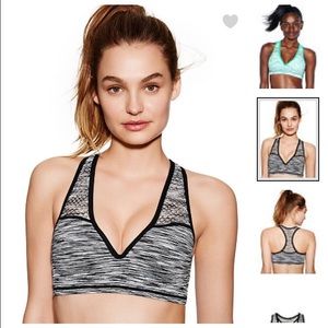 VS PINK SPORTS BRA