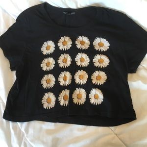 TRULY MADLY DEEPLY DAISY CROP TOP SIZE MEDIUM