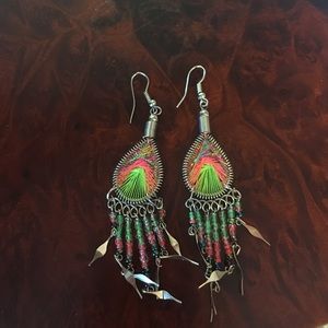 NWOT dangle earrings