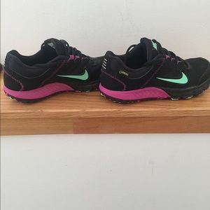 Super cool trek Nikes. Worn once!