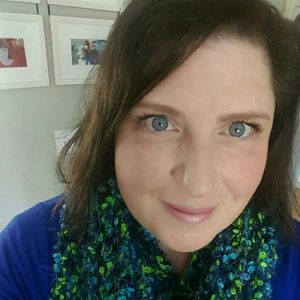 Meet your Posher, Leslie