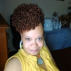 Meet your Posher, Michelle