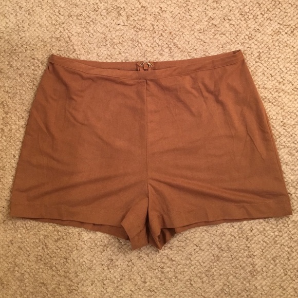 Suede high waisted shorts