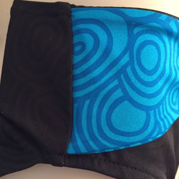 πΊπ΄ JANTZEN 2 Piece Slimming Bikini With Straps - Picture 3 of 4