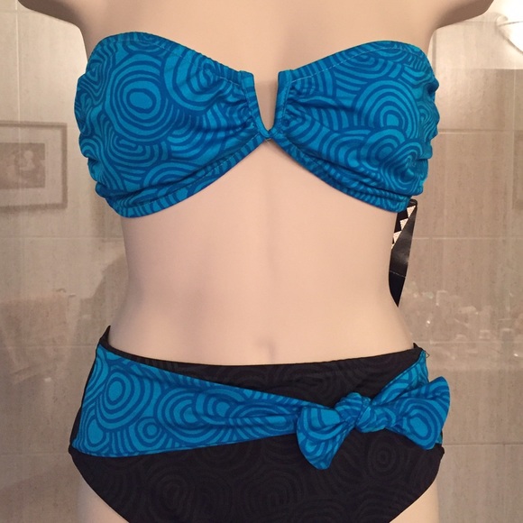 πΊπ΄ JANTZEN 2 Piece Slimming Bikini With Straps - Picture 4 of 4