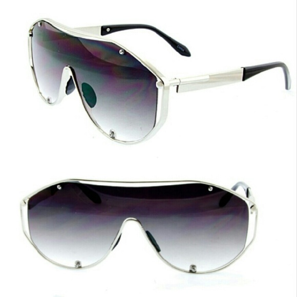 Sunglasses - Picture 4 of 4
