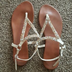 Like new nude strapped sandals with gold glitter