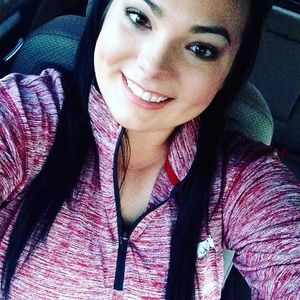 Meet your Posher, Kaitlynn