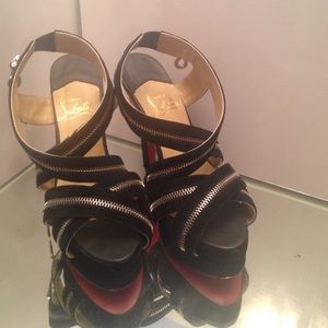 NWOT Red Sole Zipper Heels