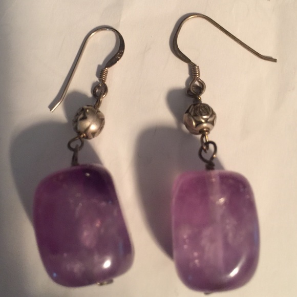 Earrings - Picture 1 of 1