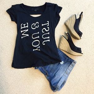 Sol Angeles boutique black top