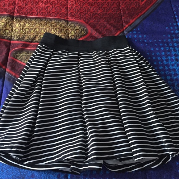 Stripe skater skirt