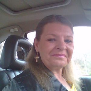 Meet your Posher, Denise