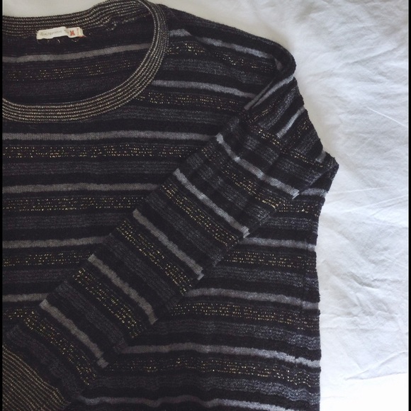 Alternative apparel sweater with gold accent