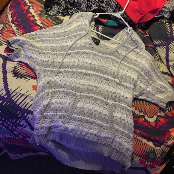 American Eagle hoodie shirt