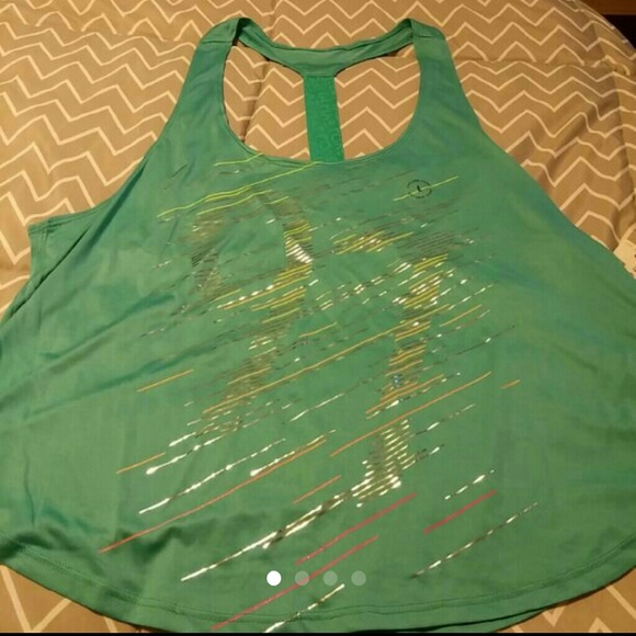 NWT Aero Live, Love, Dream Tank
